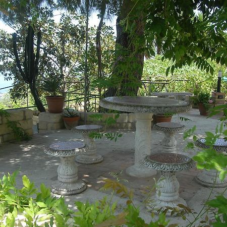 B&B Villa Zia Febronia Patti Buitenkant foto
