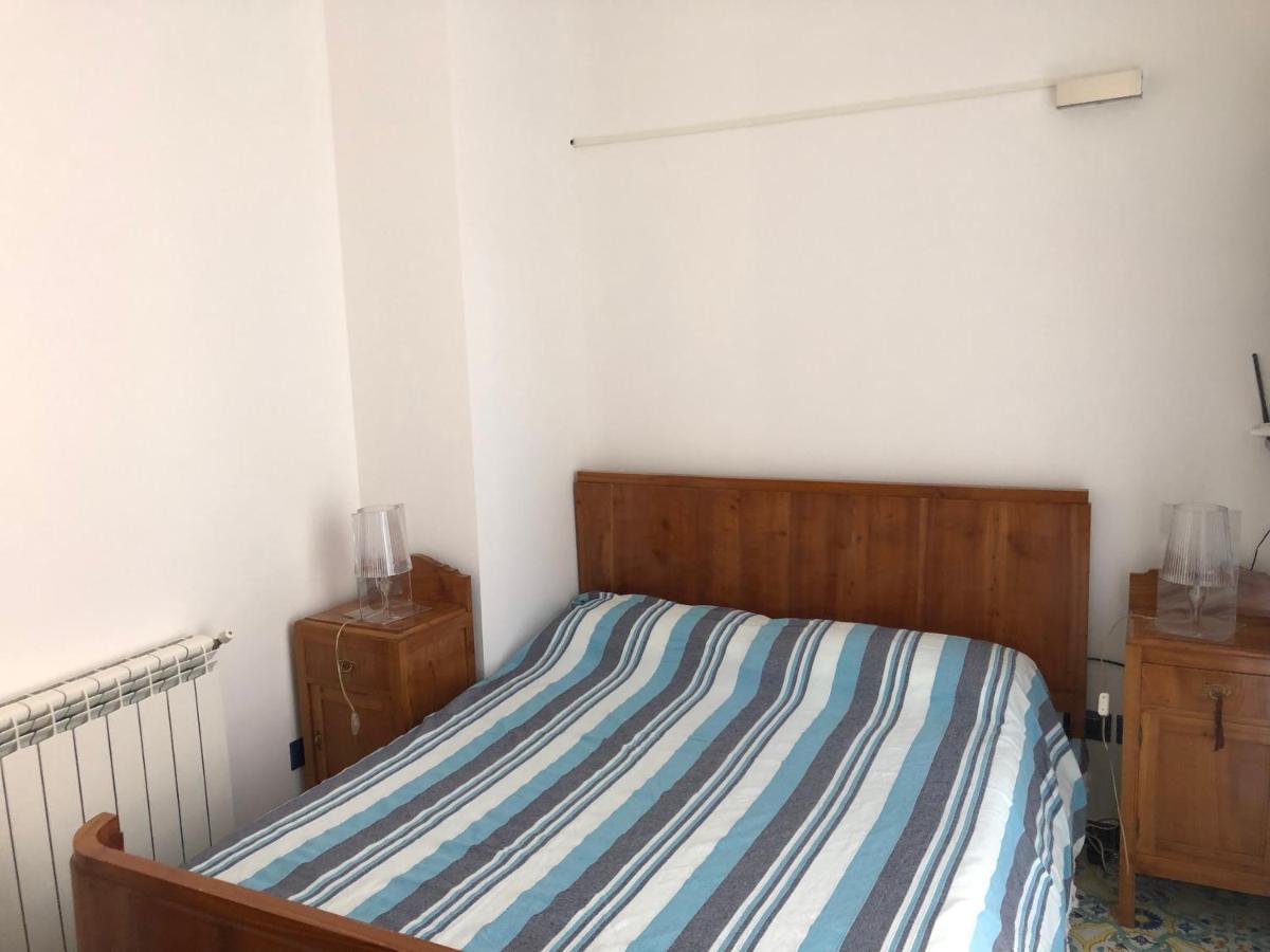 B&B Villa Zia Febronia Patti Buitenkant foto
