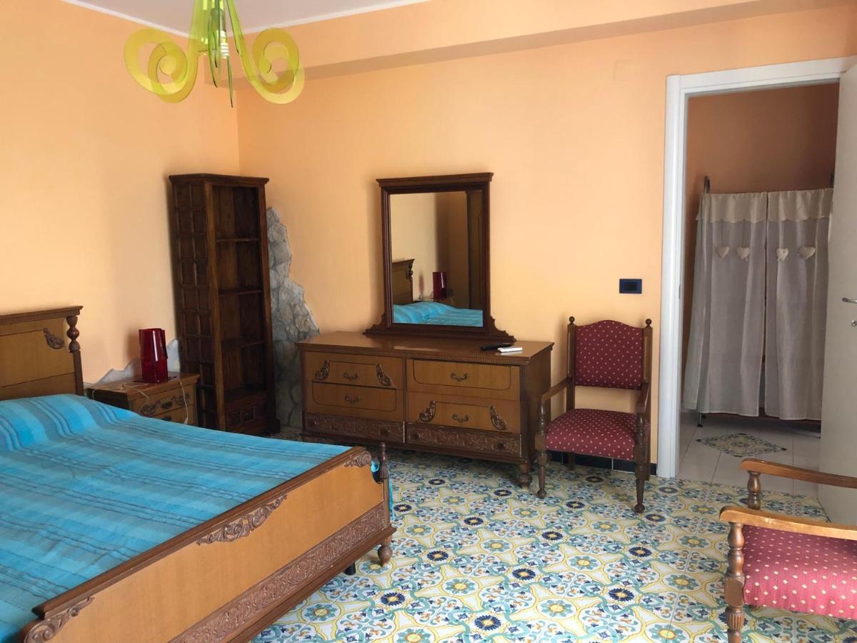 B&B Villa Zia Febronia Patti Buitenkant foto