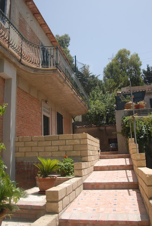 B&B Villa Zia Febronia Patti Buitenkant foto